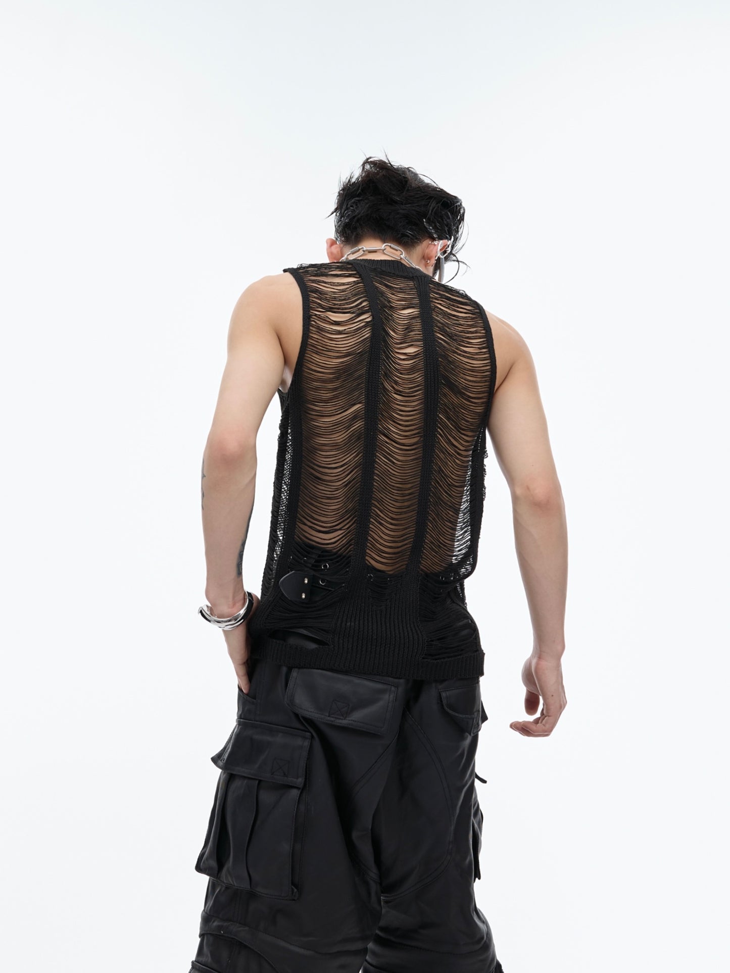 Hollow-Knitted Slim Fit Vest